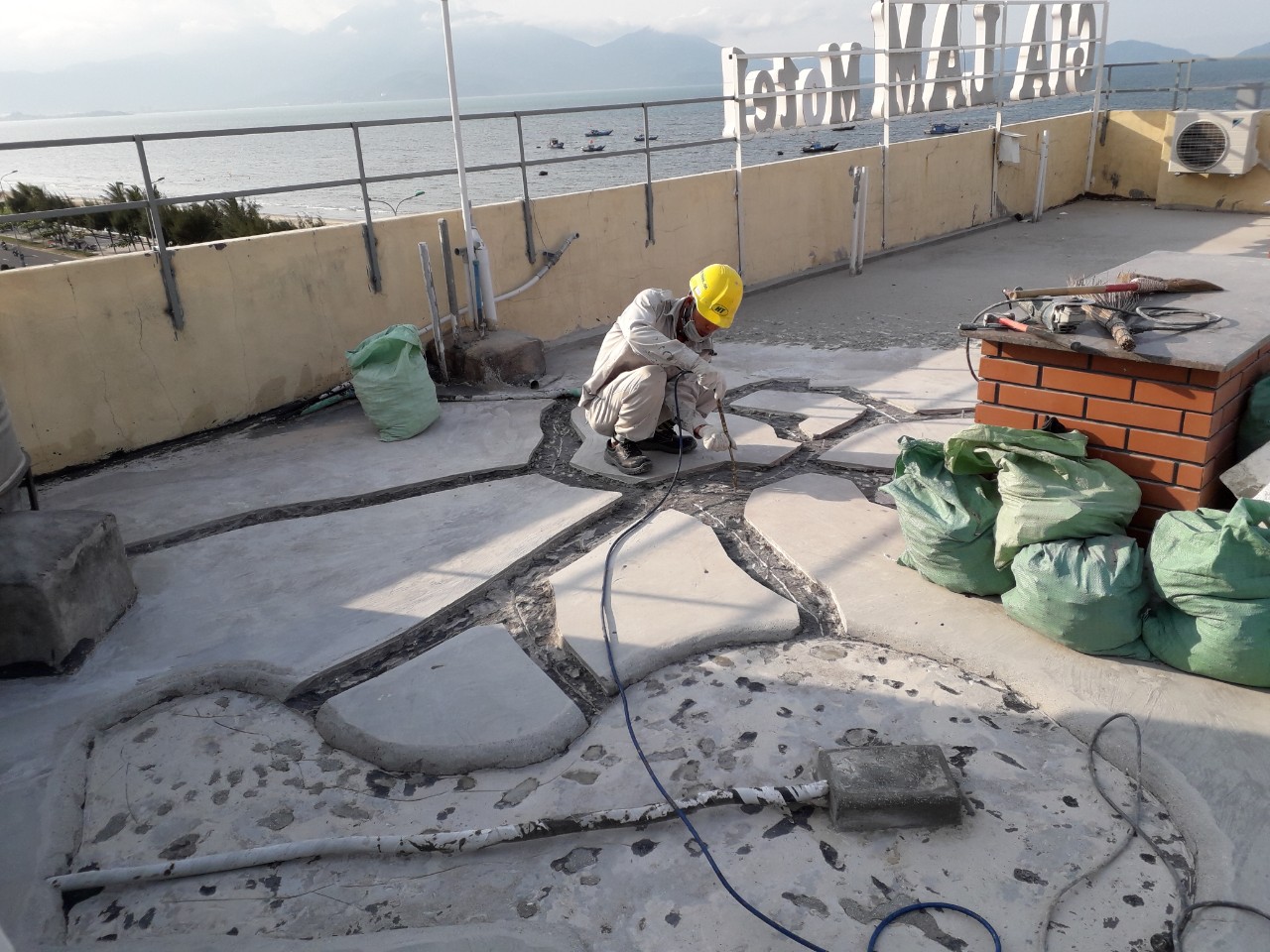 chống thấm sàn mái tại đà nẵng 2