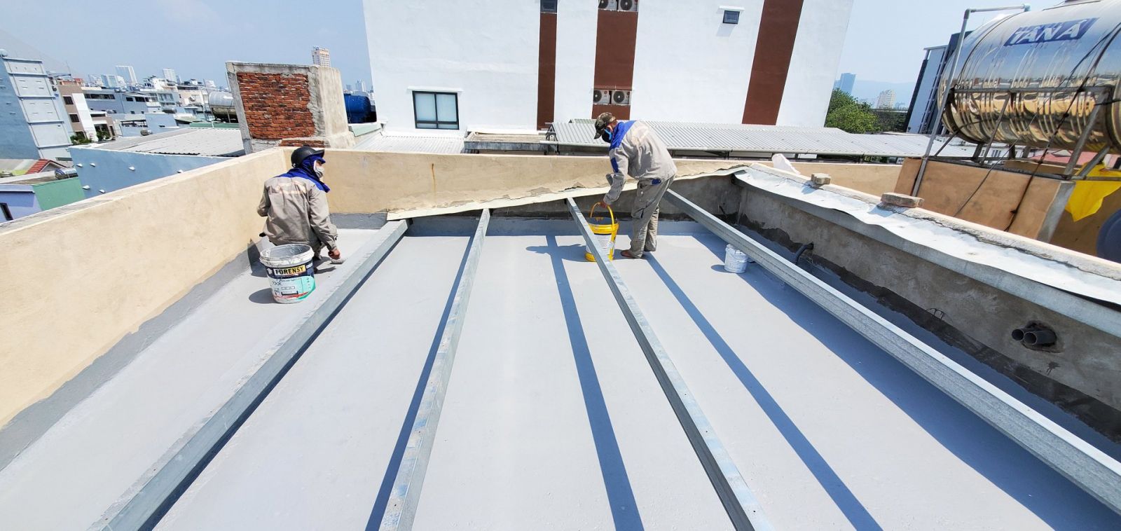 Quét màng chống thấm